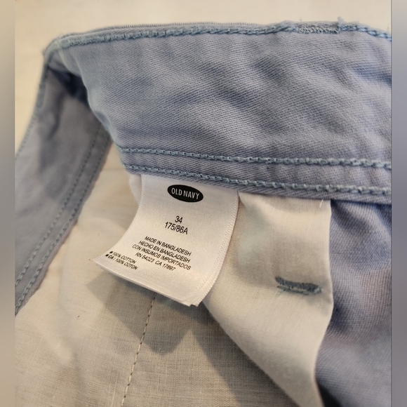 Blue old navy shorts - Picture 4 of 4
